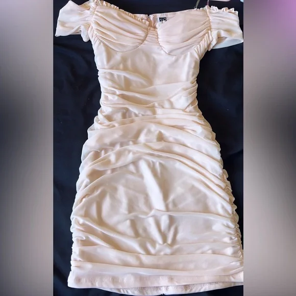 Windsor Dresses | Windsor Cream Dress | Color: Cream | Size: S | Pm-58192056'S Closet